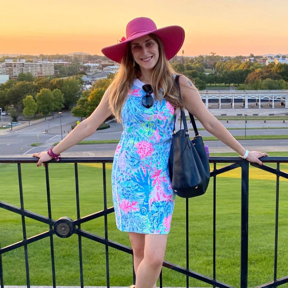 Meet your Posher, Alisa